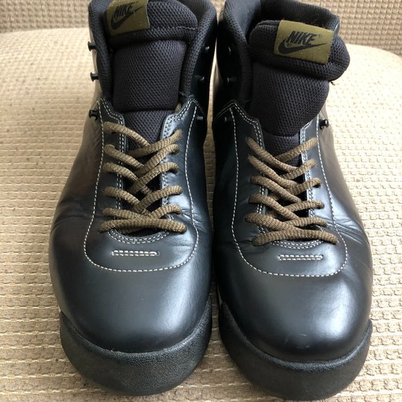 Nike Men\'s Black Leather Ankle Boots. main image 14